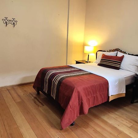 Hotel Vieja Mansion กูเอ็งกา ภายนอก รูปภาพ