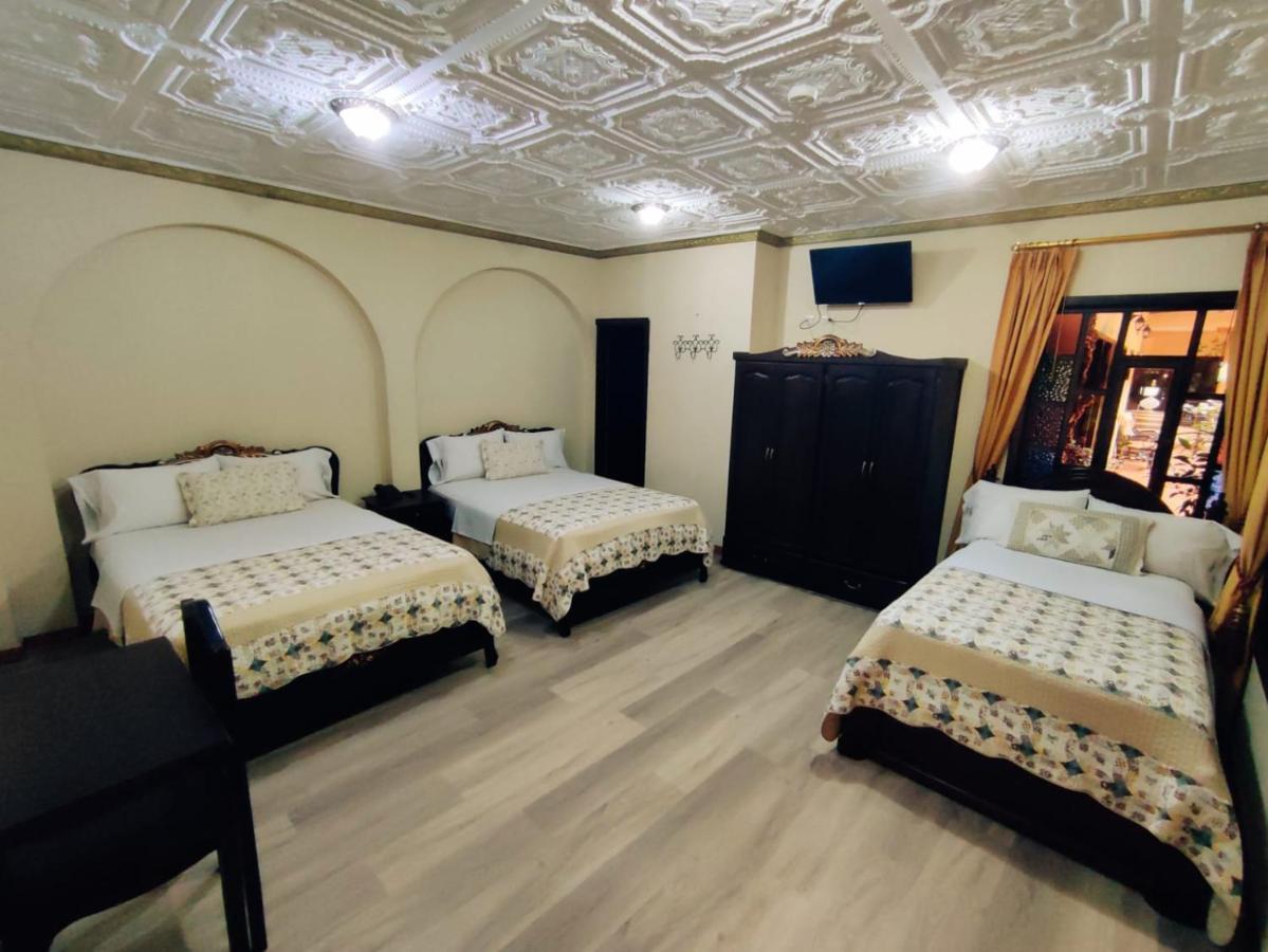 Hotel Vieja Mansion กูเอ็งกา ภายนอก รูปภาพ