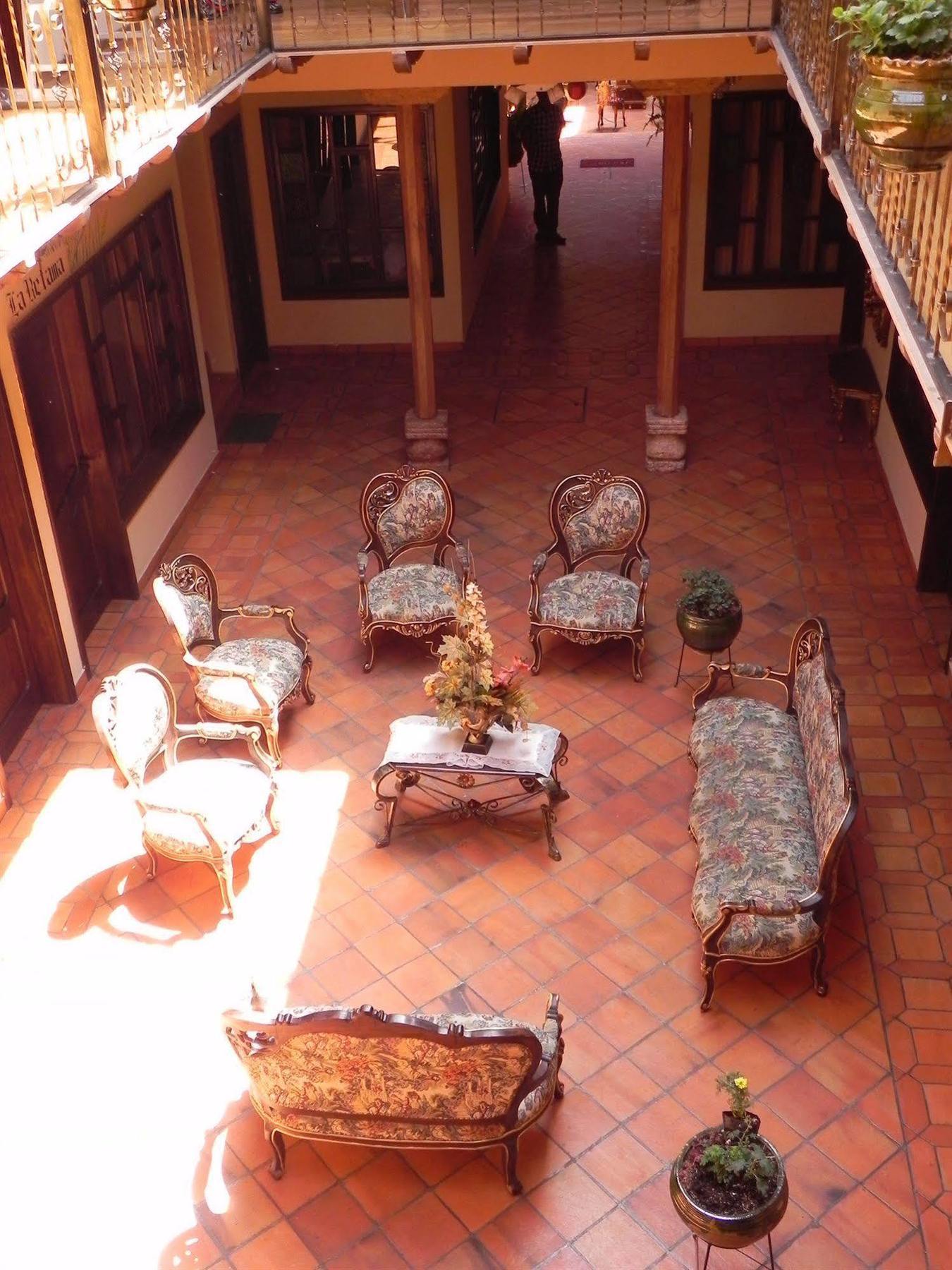 Hotel Vieja Mansion กูเอ็งกา ภายนอก รูปภาพ